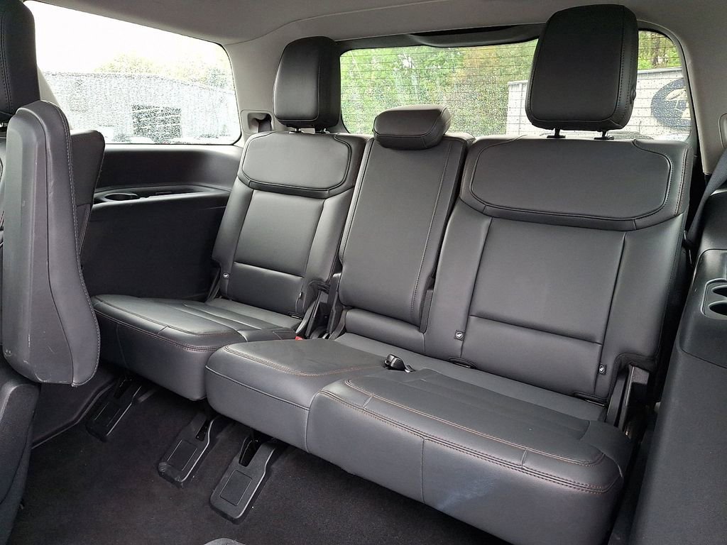 Used 2025 Ford Expedition Active AWD/4WD image 12
