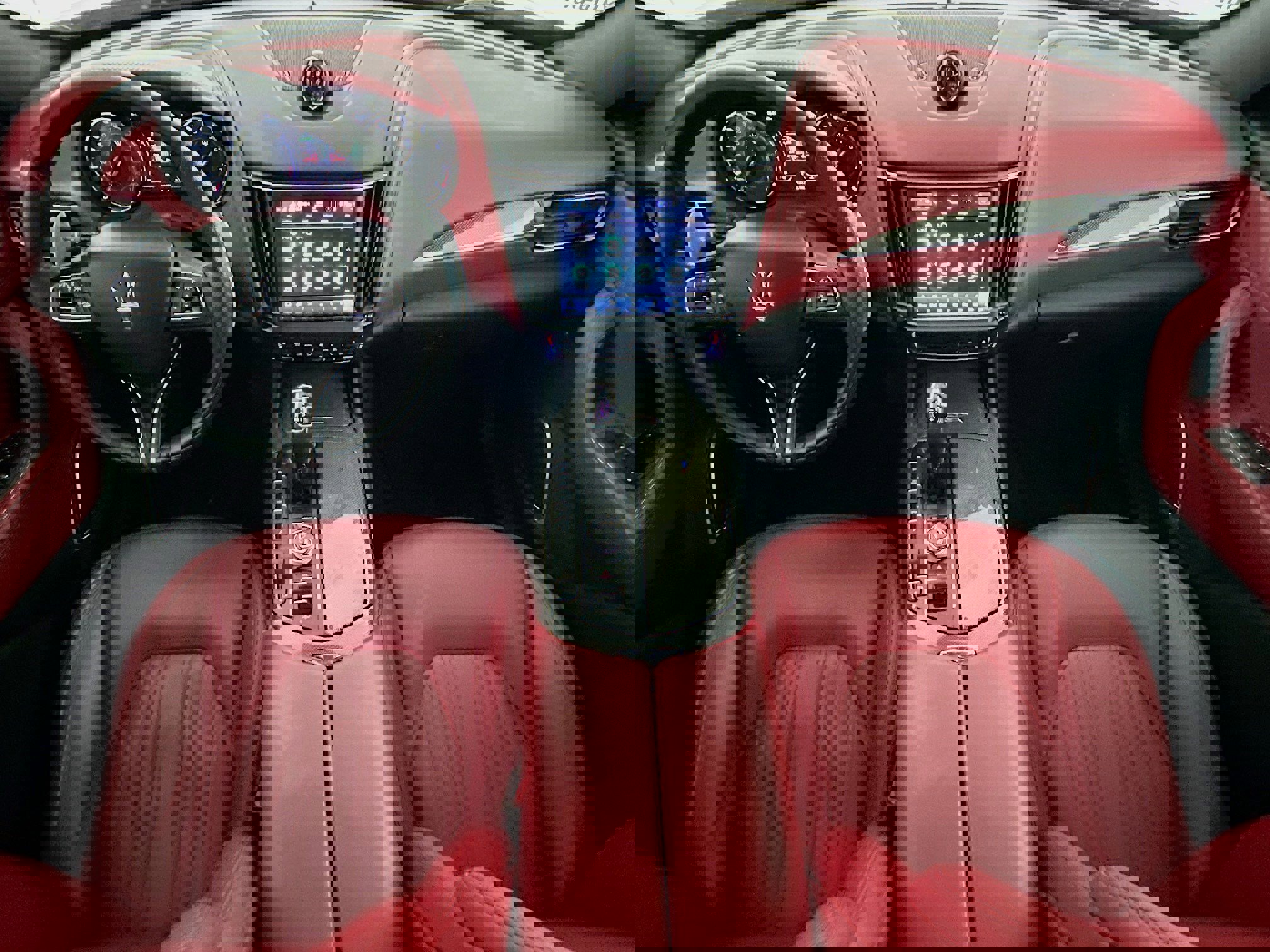 Used 2023 Maserati Levante Modena image 19