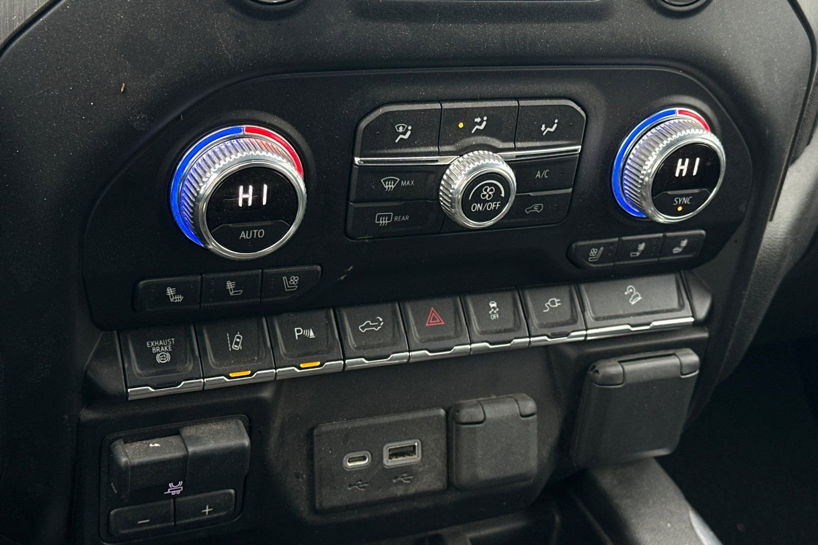 Used 2022 GMC Sierra 2500 Denali w/ Technology Package image 20