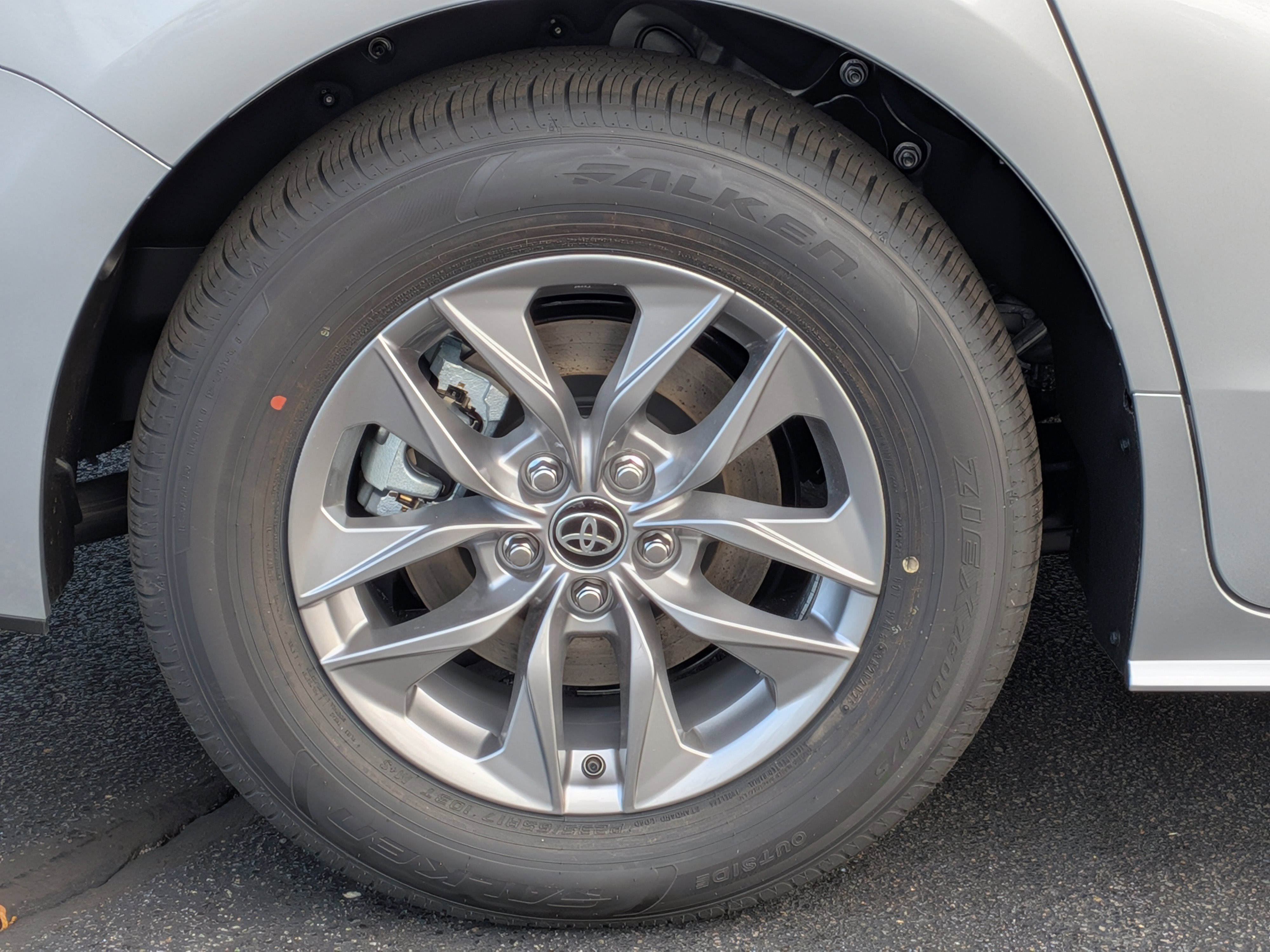 New 2025 Toyota Sienna XLE w/ XLE Plus Package image 7