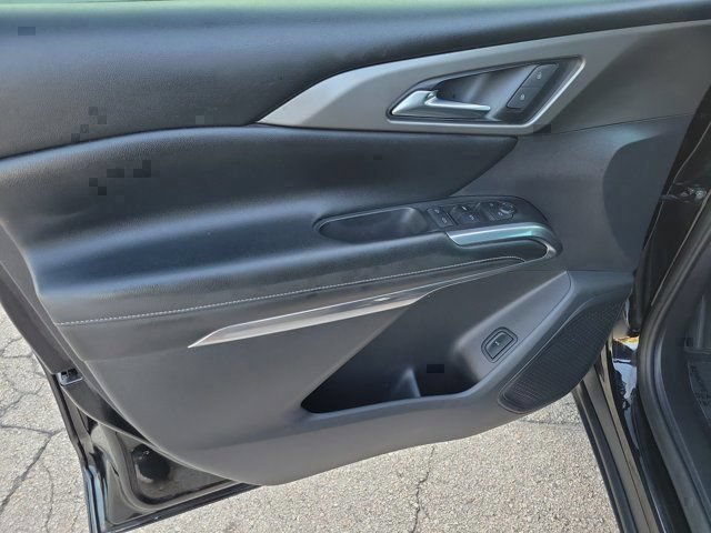 Used 2024 Chevrolet Traverse LT FWD image 16