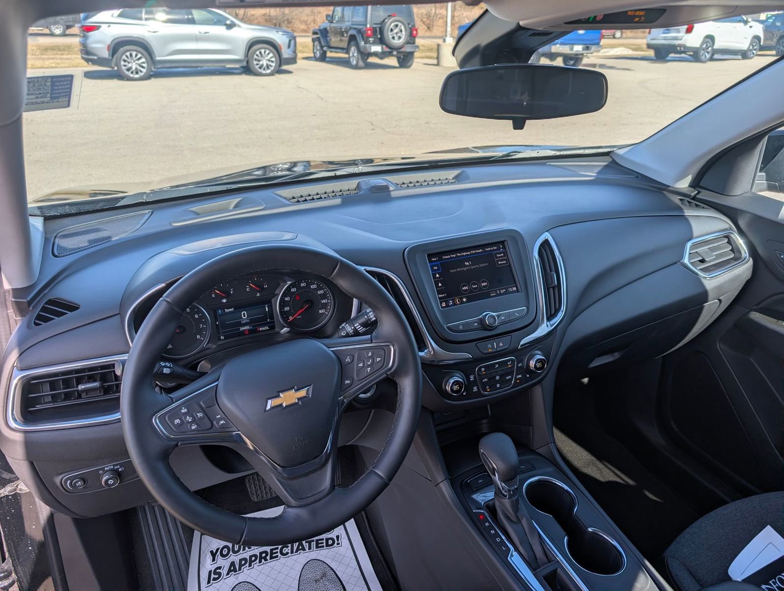 Used 2024 Chevrolet Equinox LT image 12