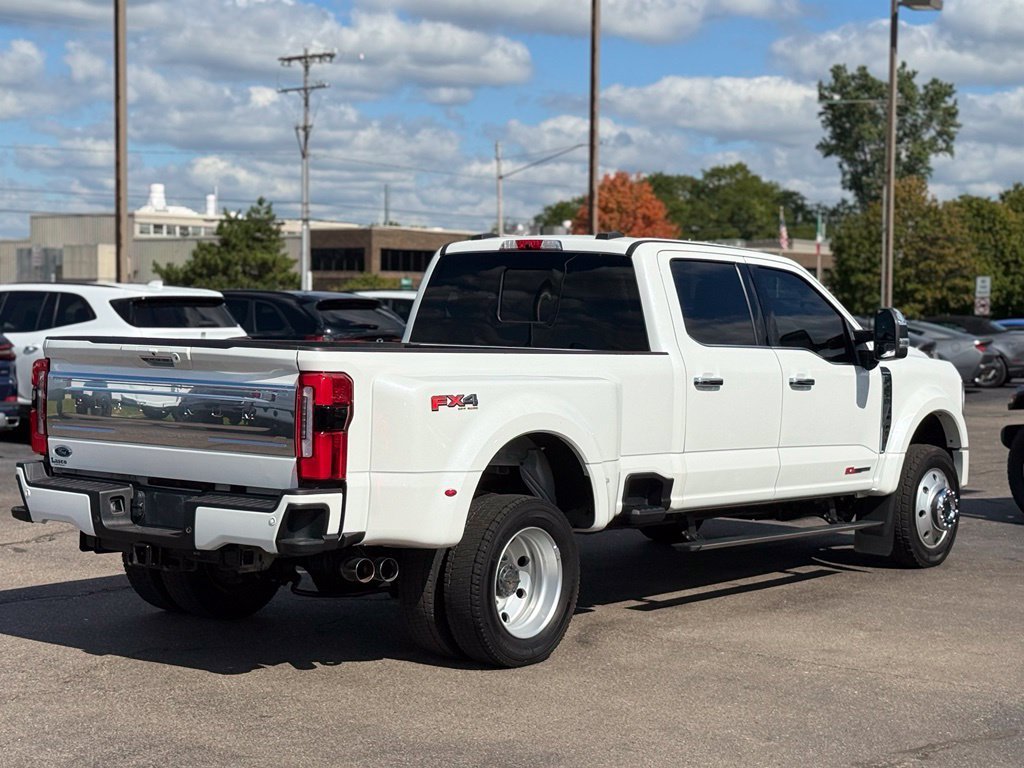 Used 2023 Ford F450 Platinum w/ FX4 Off-Road Package AWD/4WD image 40