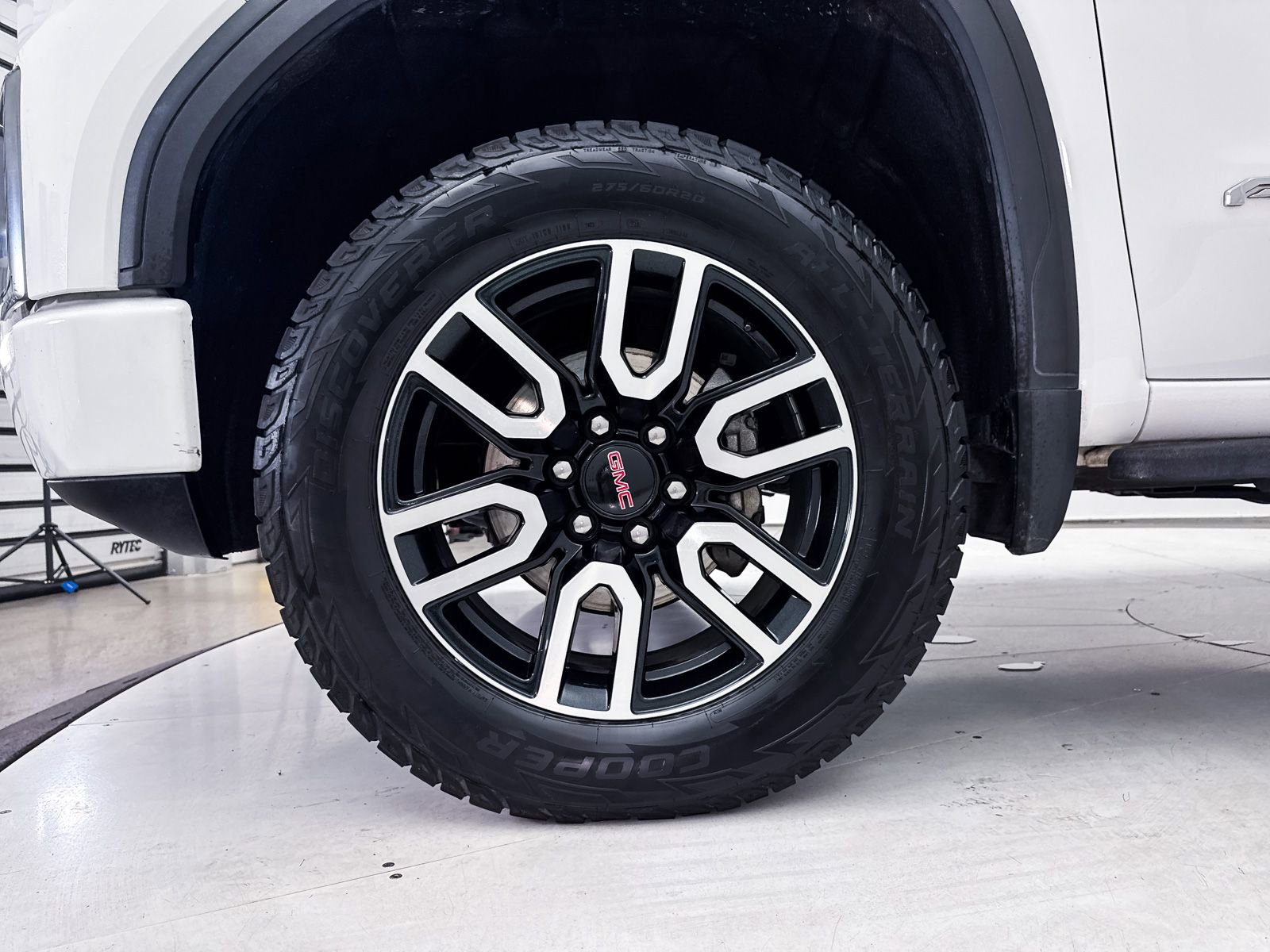 Used 2021 GMC Sierra 1500 AT4 w/ AT4 Value Package image 17