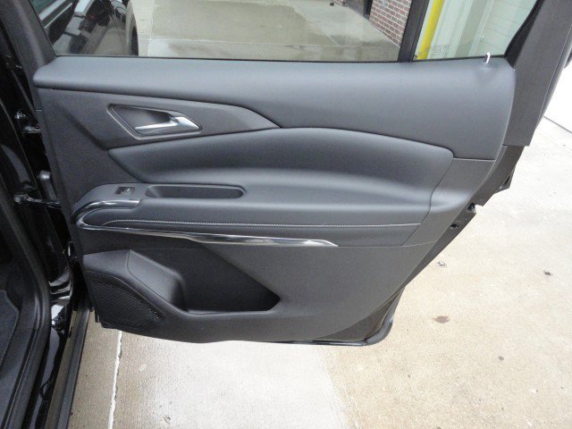 Used 2026 Chevrolet Traverse LT AWD/4WD image 15