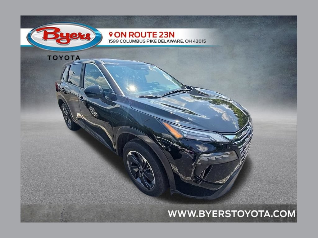 Used 2025 Nissan Rogue SV FWD image 1