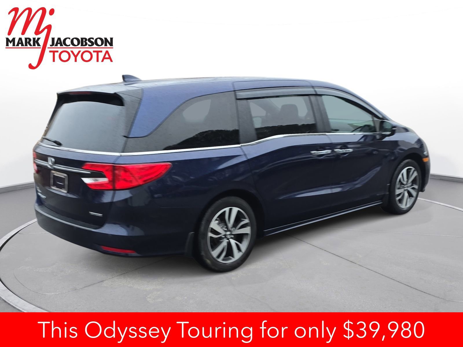 Used 2024 Honda Odyssey Touring image 9