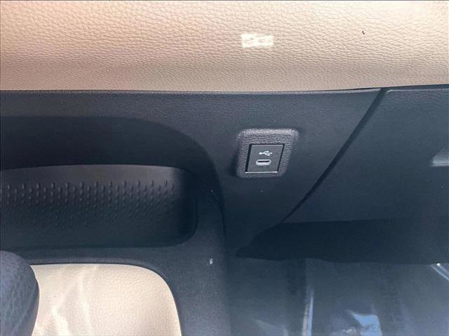 Used 2025 Toyota Corolla LE image 25