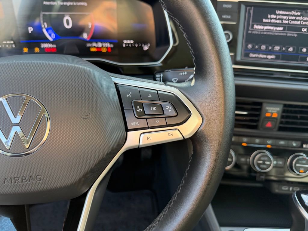 Used 2024 Volkswagen Jetta SE image 20