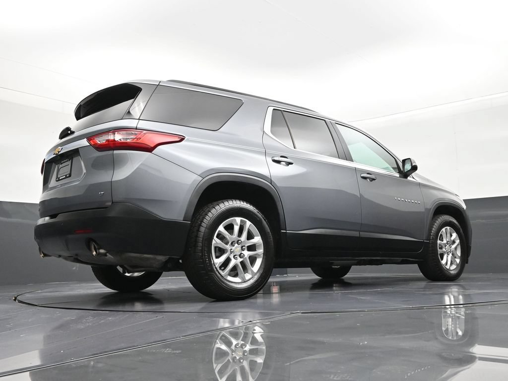 Used 2021 Chevrolet Traverse LT FWD image 24
