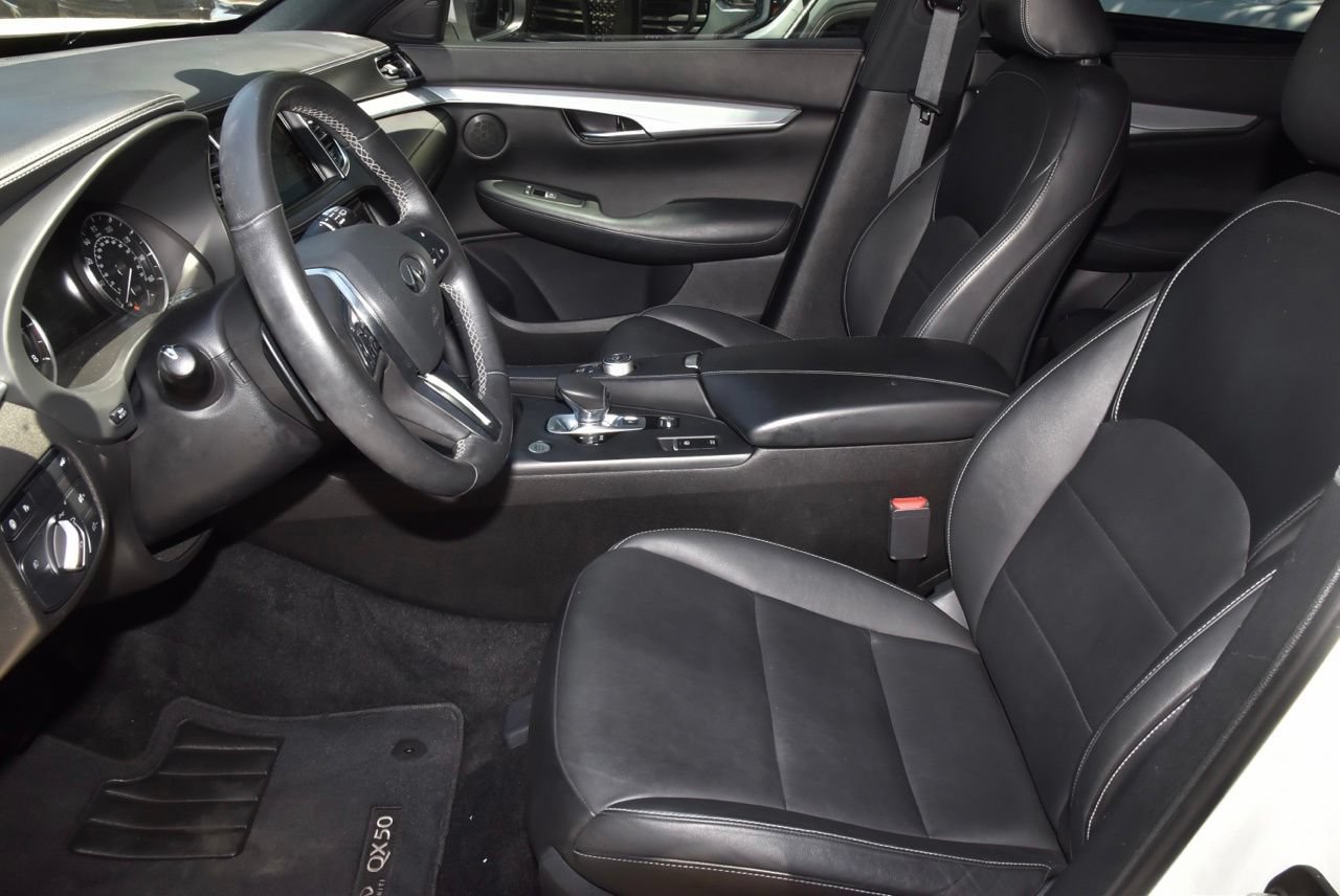 Used 2020 INFINITI QX50 Essential w/ Edition 30 Package FWD image 13