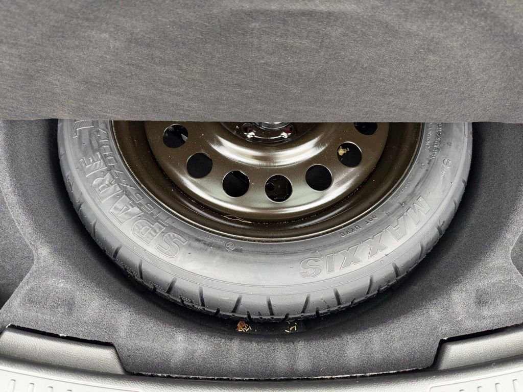 Used 2024 Lincoln Corsair AWD w/ Equipment Group 101A image 33