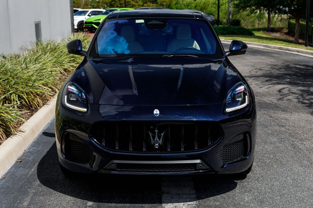 Certified 2023 Maserati Grecale Modena AWD/4WD image 8
