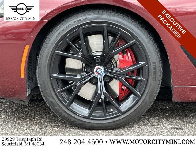 Used 2023 BMW M550i xDrive w/ Executive Package image 10