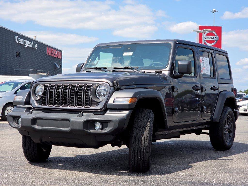 Used 2024 Jeep Wrangler Unlimited Sport AWD/4WD image 9