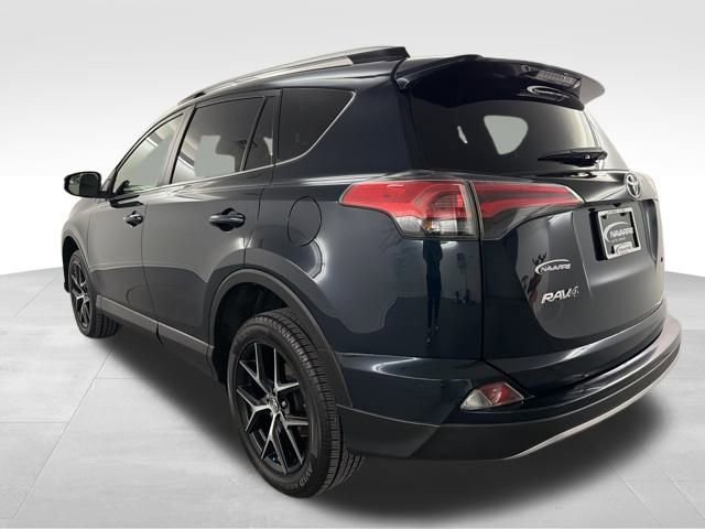 Used 2017 Toyota RAV4 SE image 6