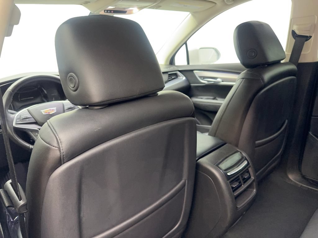 Used 2019 Cadillac XT5 Premium Luxury FWD image 37