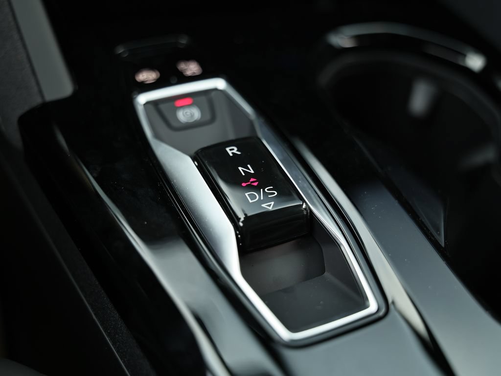 New 2026 Audi SQ5 Prestige AWD/4WD image 40