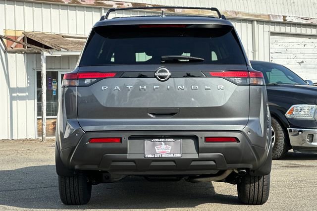 New 2025 Nissan Pathfinder SV image 5