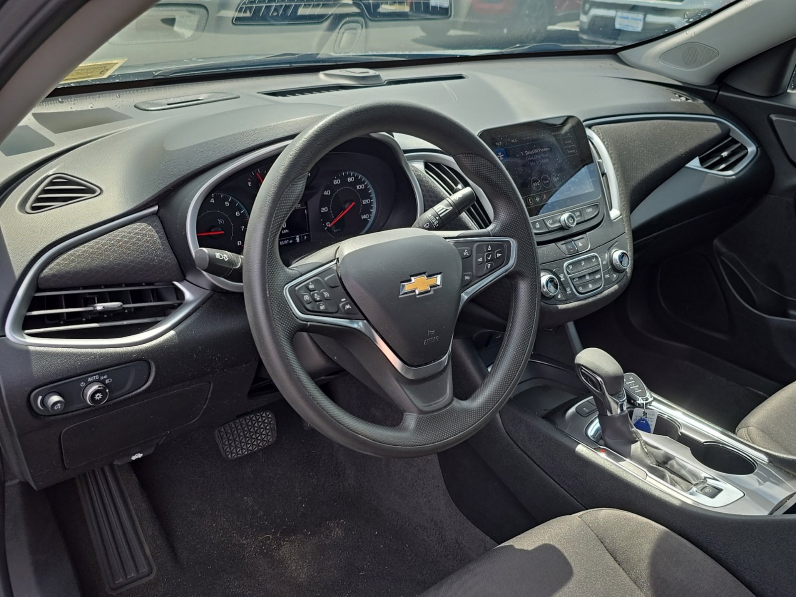 Used 2024 Chevrolet Malibu LT FWD image 13