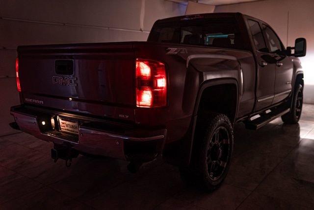 Used 2015 GMC Sierra 2500 SLT w/ Suspension Package, Off-Road image 41