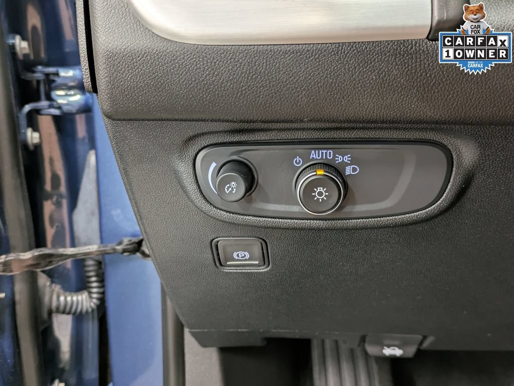 Used 2024 GMC Terrain SLE FWD image 22