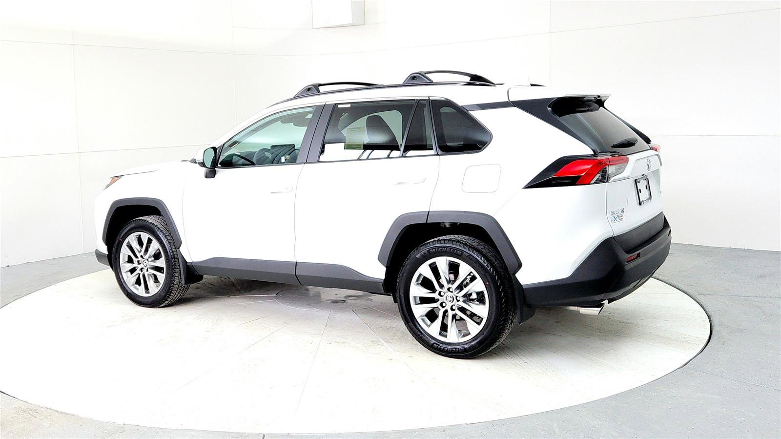 New 2025 Toyota RAV4 XLE Premium image 4