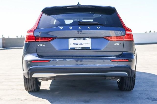 New 2026 Volvo V60 B5 Cross Country Plus w/ Climate Package image 5