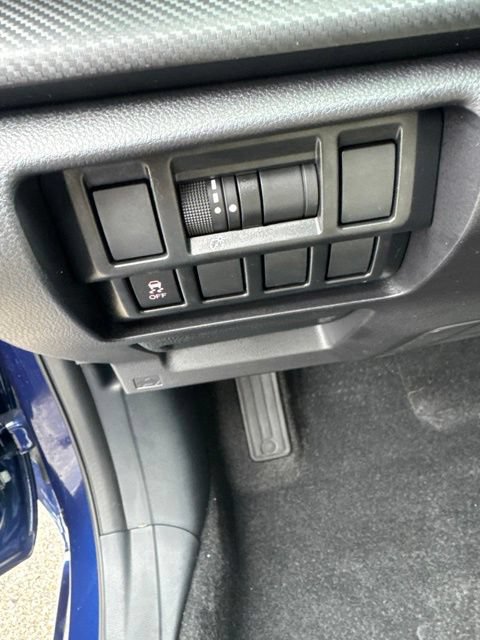 Used 2018 Subaru Impreza 2.0i Premium AWD/4WD image 16