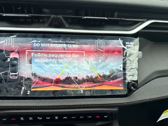 New 2026 Jeep Cherokee Overland w/ Advanced Pro Tech Group AWD/4WD image 24