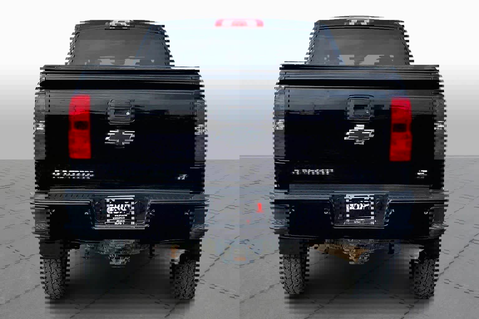 Used 2017 Chevrolet Silverado 2500 LTZ w/ Midnight Edition image 4