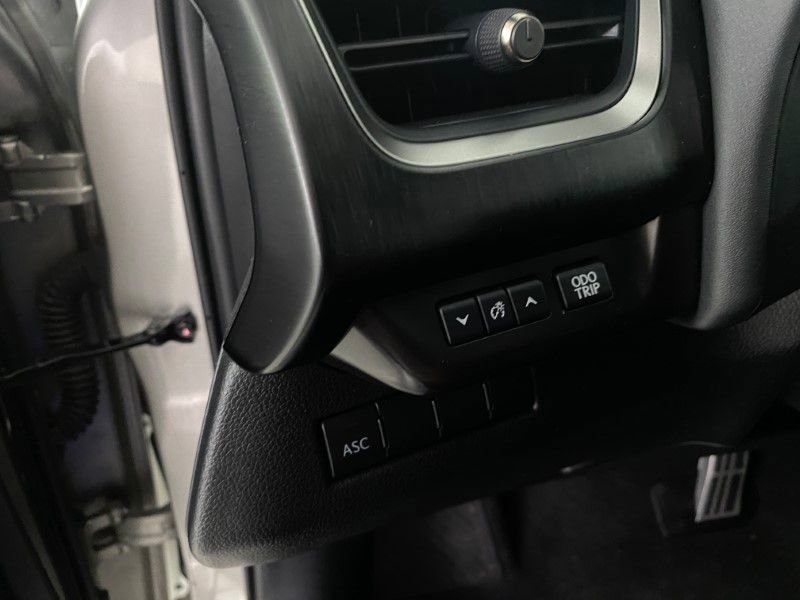 Used 2022 Lexus UX 250h F Sport image 37