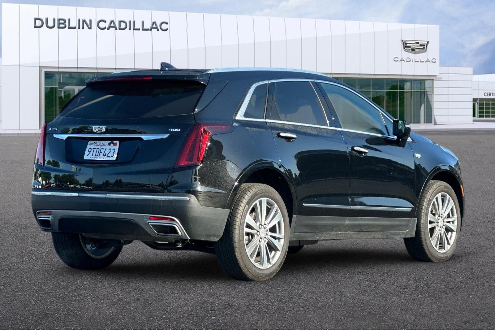 Certified 2024 Cadillac XT5 Premium Luxury FWD image 4