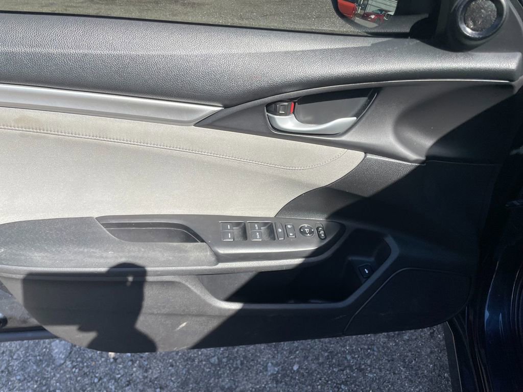 Used 2019 Honda Civic EX image 11