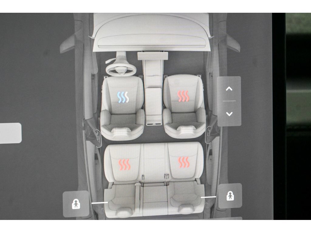 Used 2026 Tesla Model Y Long Range RWD image 48