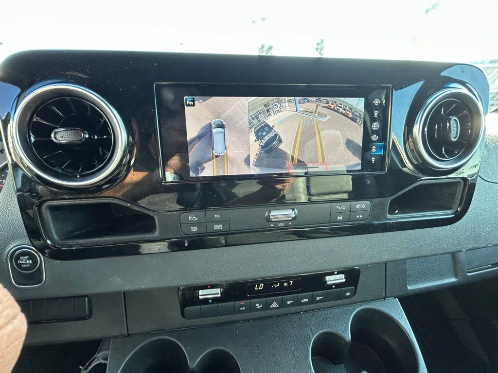 Used 2021 Mercedes-Benz Sprinter 144 Cargo image 14