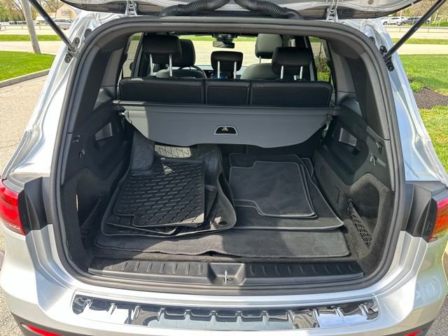 Certified 2022 Mercedes-Benz GLB 250 4MATIC image 39