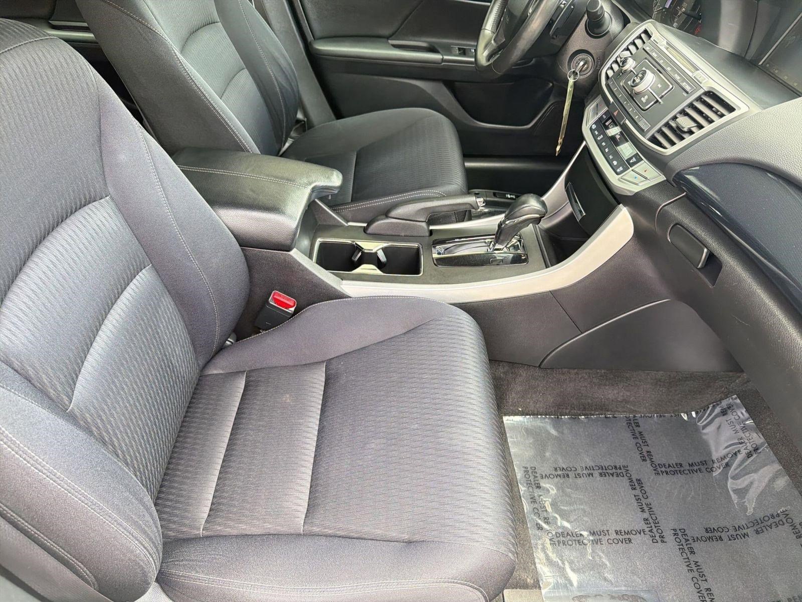Used 2015 Honda Accord Sport image 27