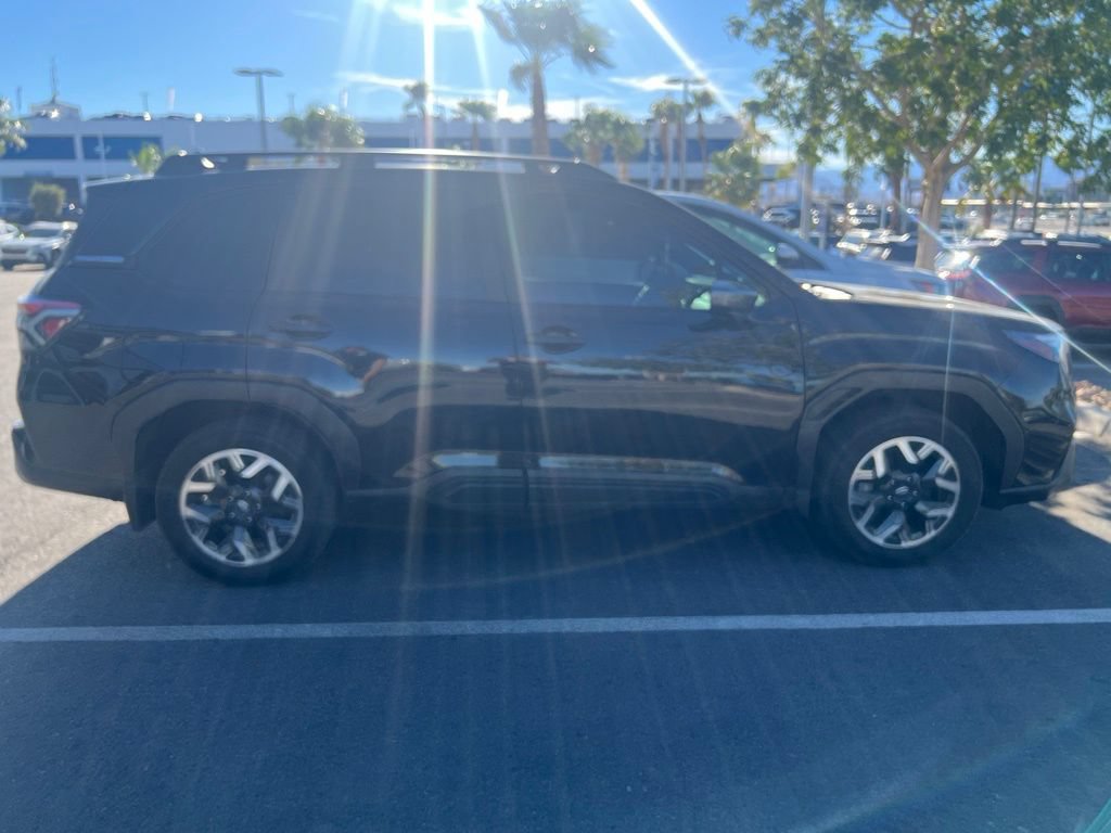 Certified 2025 Subaru Forester Premium w/ Convenience Package #2 AWD/4WD image 30