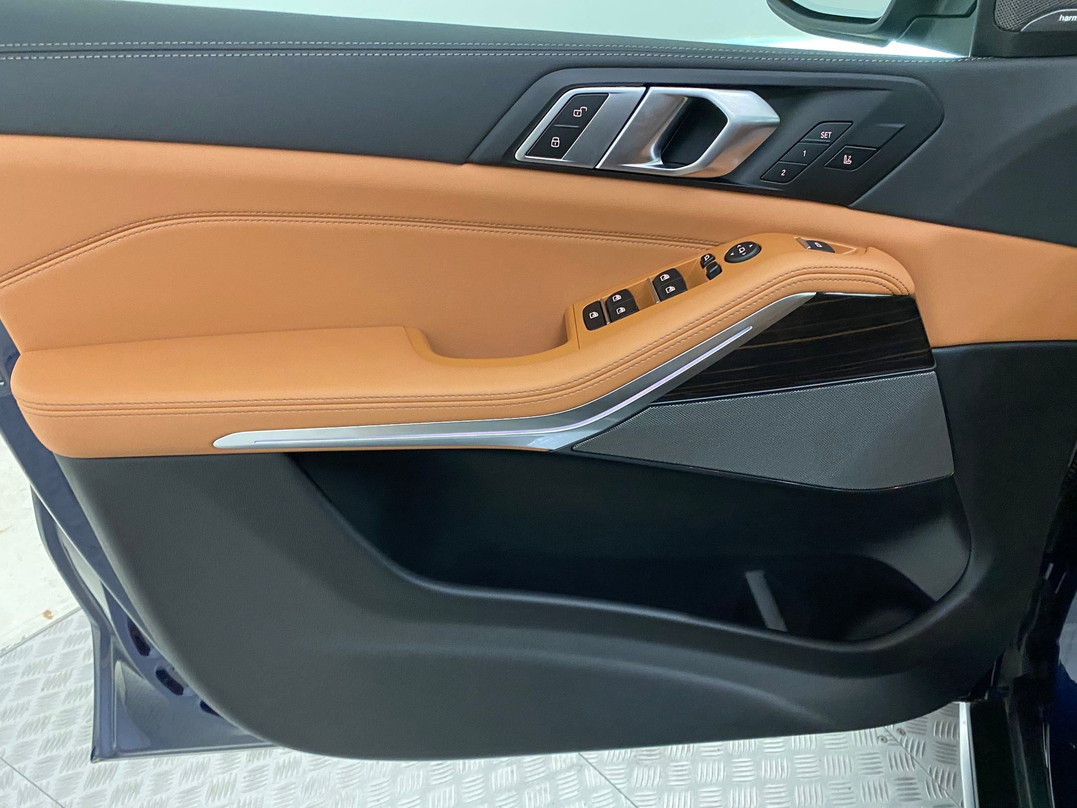 Used 2026 BMW X5 xDrive40i w/ Climate Comfort Package image 11