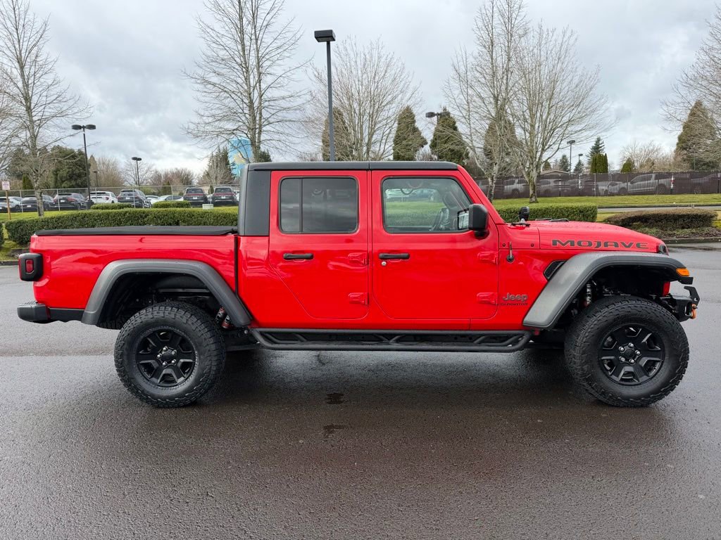 Used 2022 Jeep Gladiator Mojave image 9
