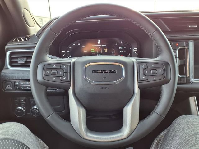 Used 2023 GMC Yukon XL Denali image 69