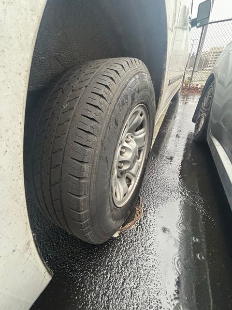 Used 2012 Nissan NV 2500 SV w/ Side Curtain Airbag Pkg image 9