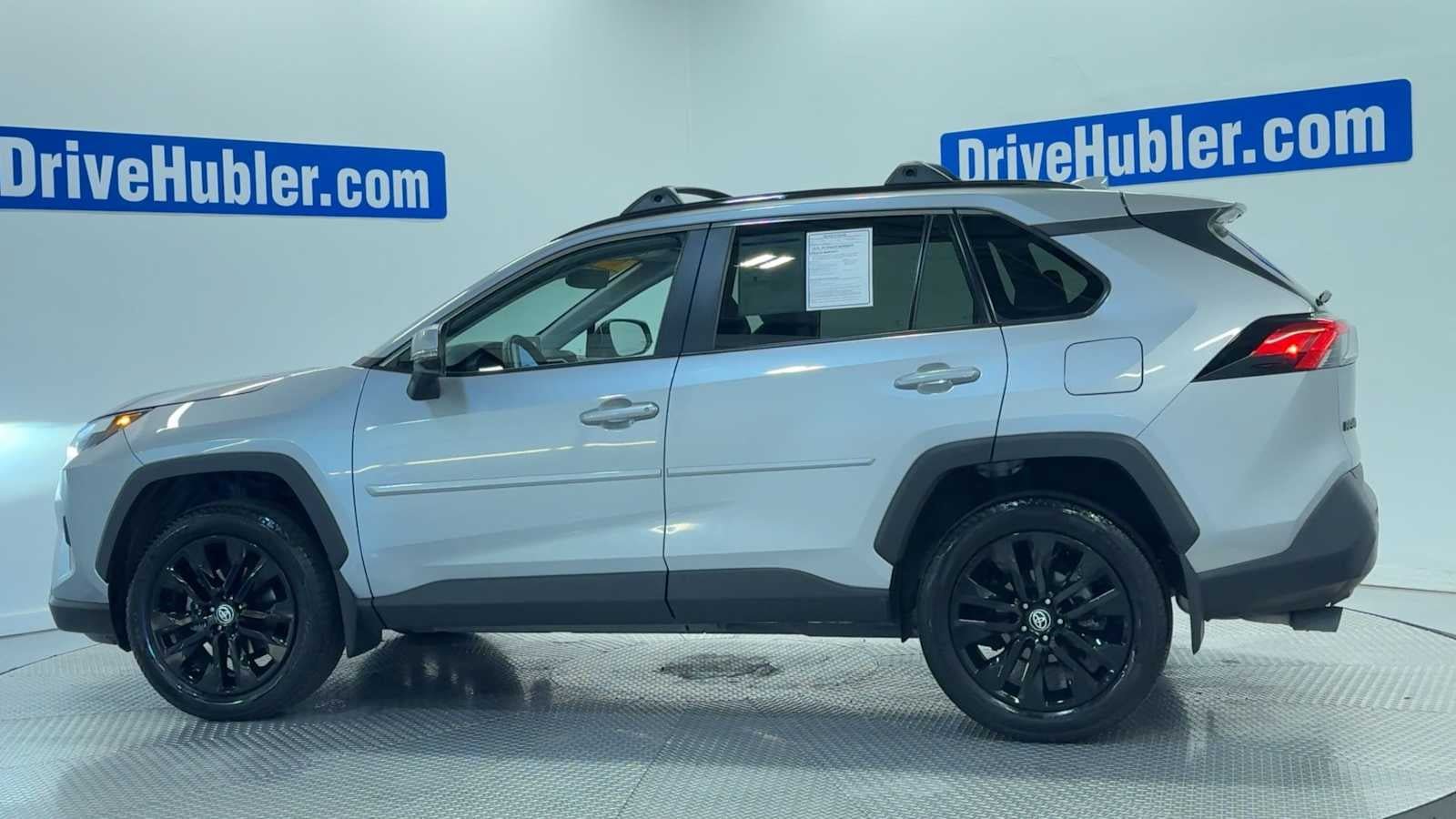 Used 2024 Toyota RAV4 XLE Premium FWD image 5