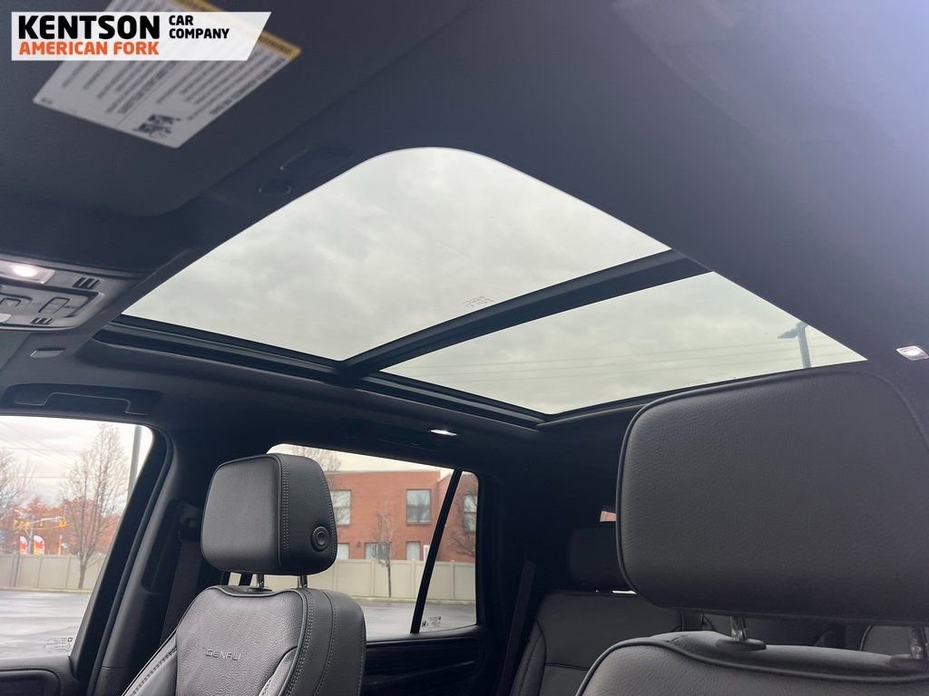 Used 2024 GMC Yukon Denali image 34