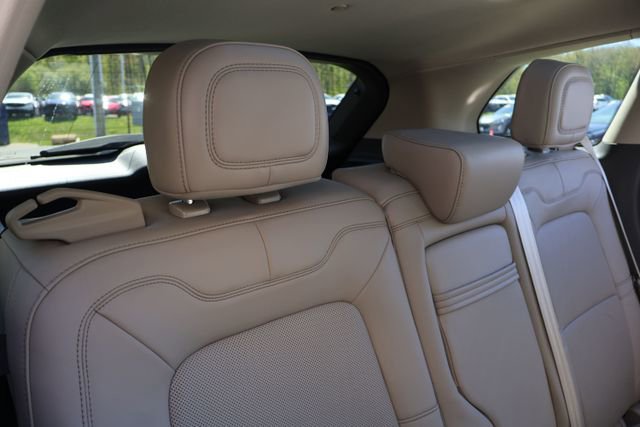 Used 2023 Lincoln Corsair AWD w/ Equipment Group 101A image 19