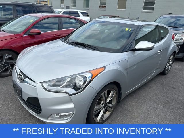 Used 2016 Hyundai Veloster w/ Option Group 02 FWD image 1