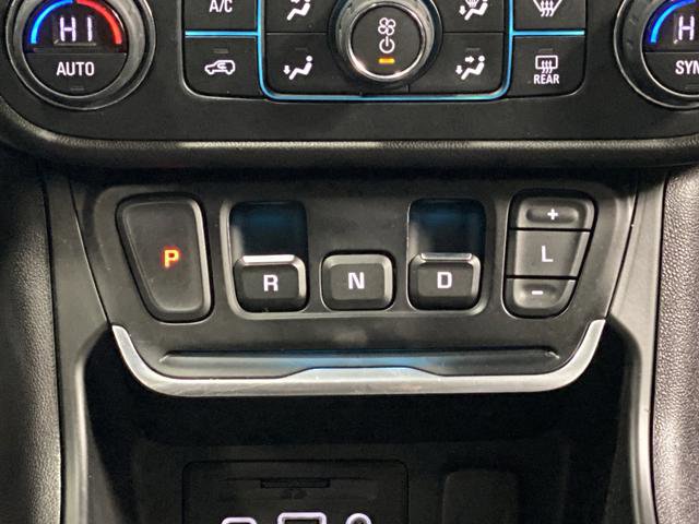 Used 2021 GMC Terrain SLT w/ Infotainment Package II AWD/4WD image 19