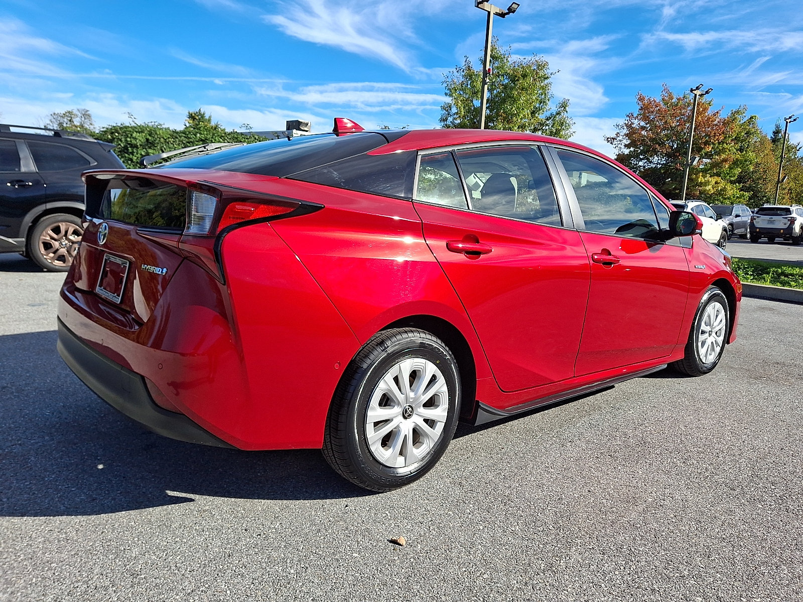 Used 2022 Toyota Prius LE FWD image 6
