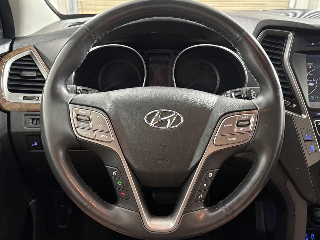 Used 2018 Hyundai Santa Fe Sport w/ Cargo Package FWD image 13